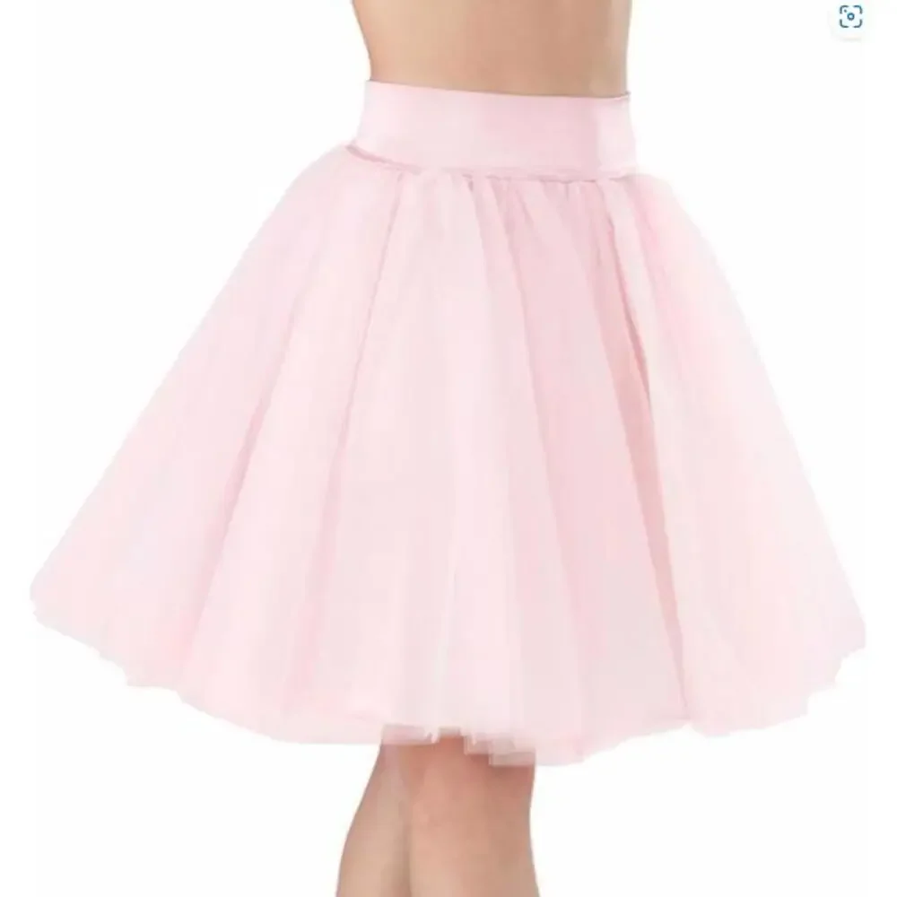 Pre-Owned Dance Costume Tutu Balera S8169 Medium Child Burgundy High Waist